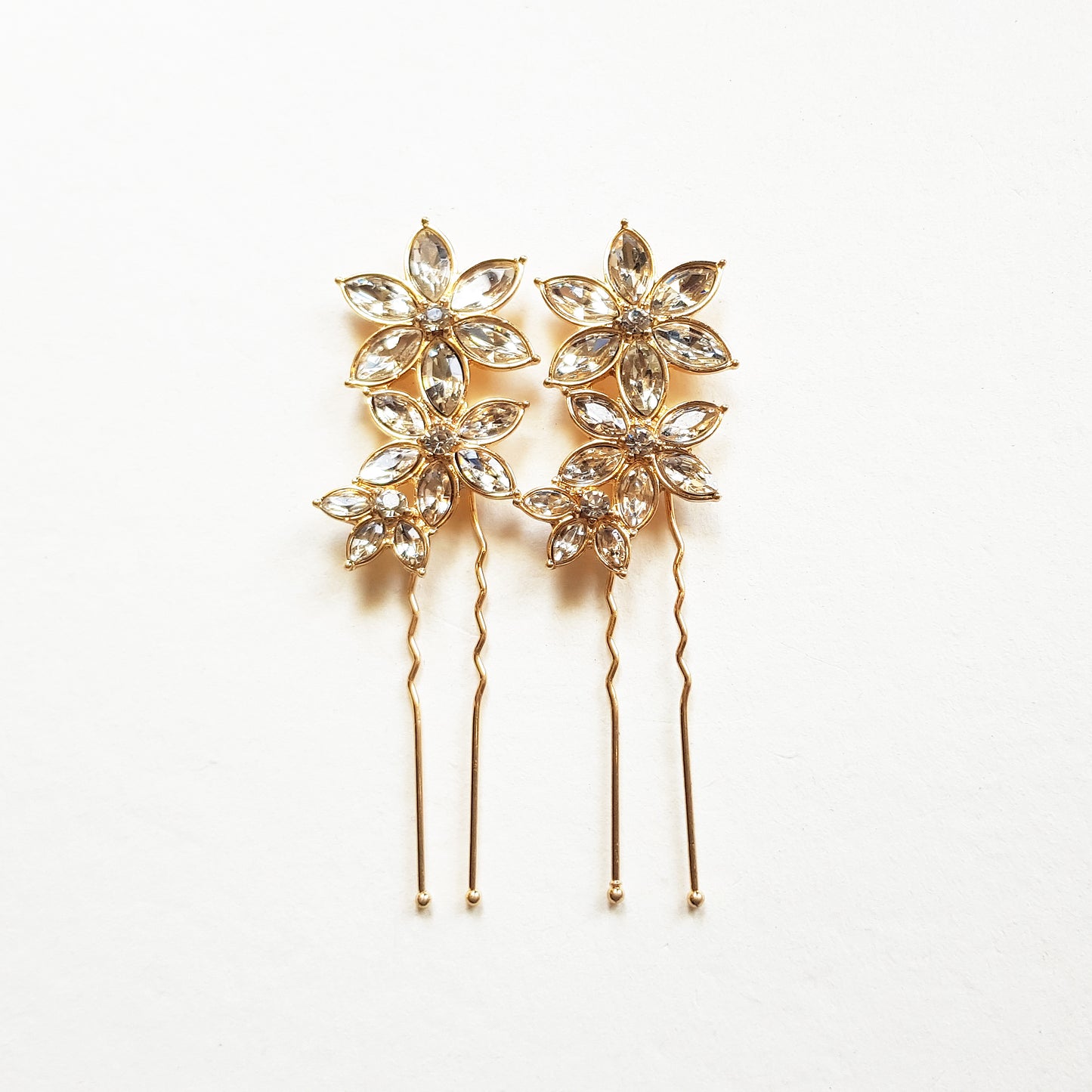 Floral crystal hair pins gold - set of 2