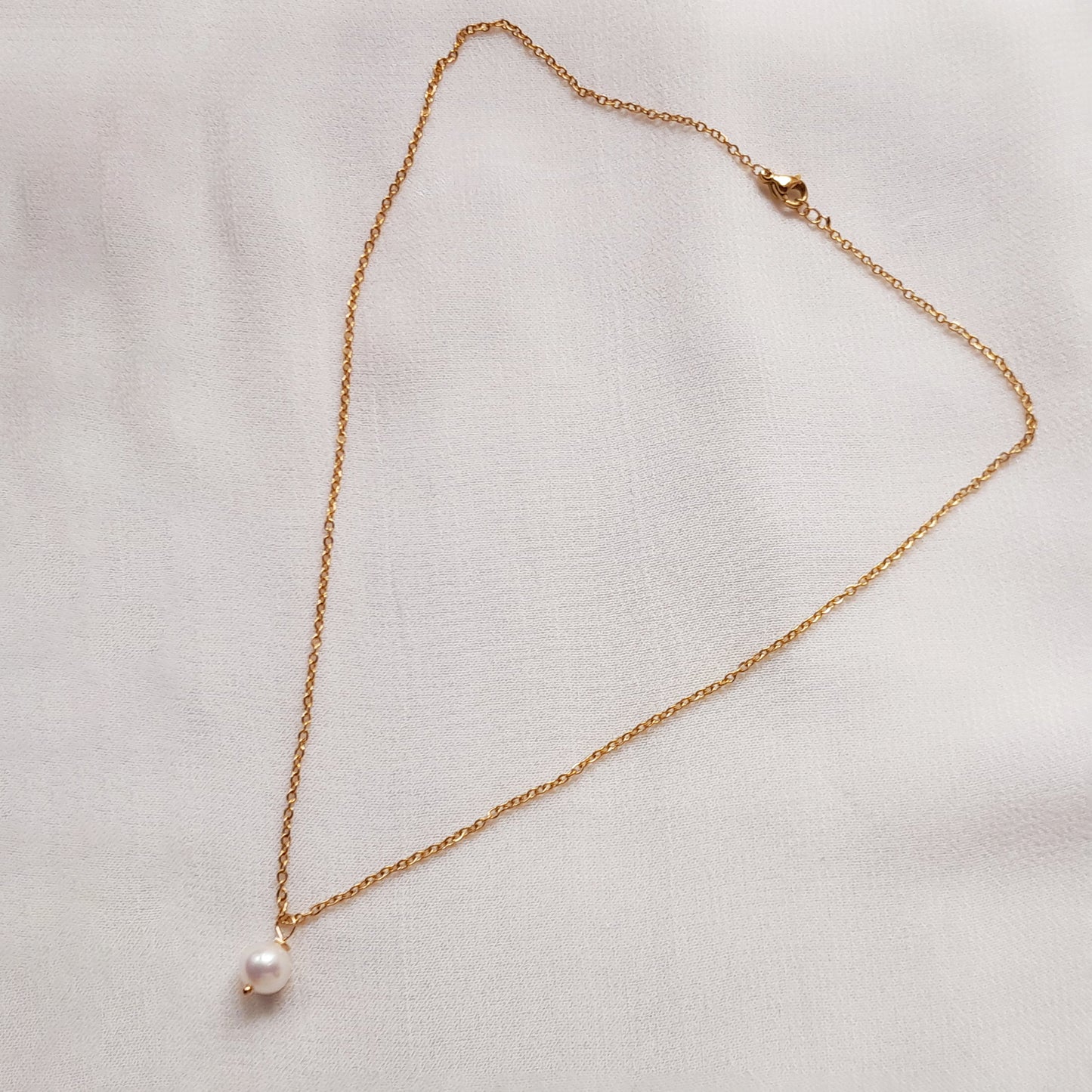 delicate freshwater pearl necklace