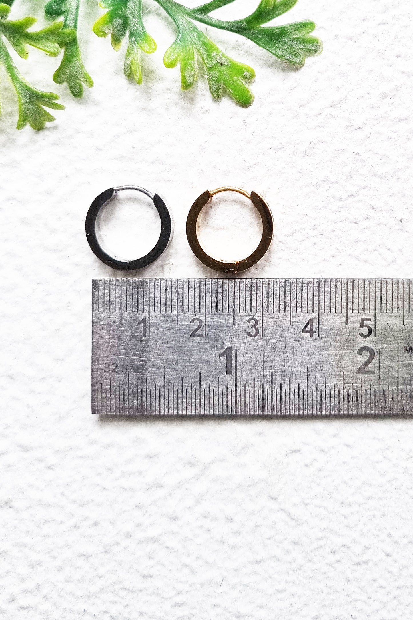 Textured Hoop Earrings Gold