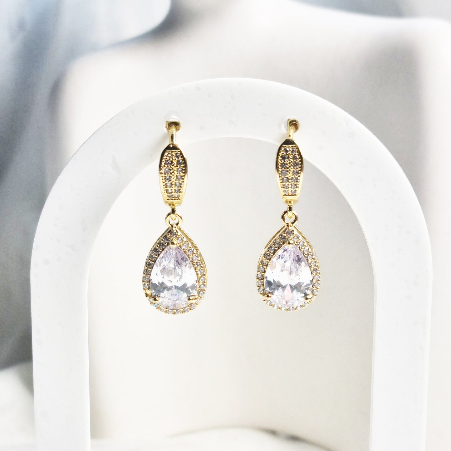 Elegant Gold Teardrop Hoop Earrings