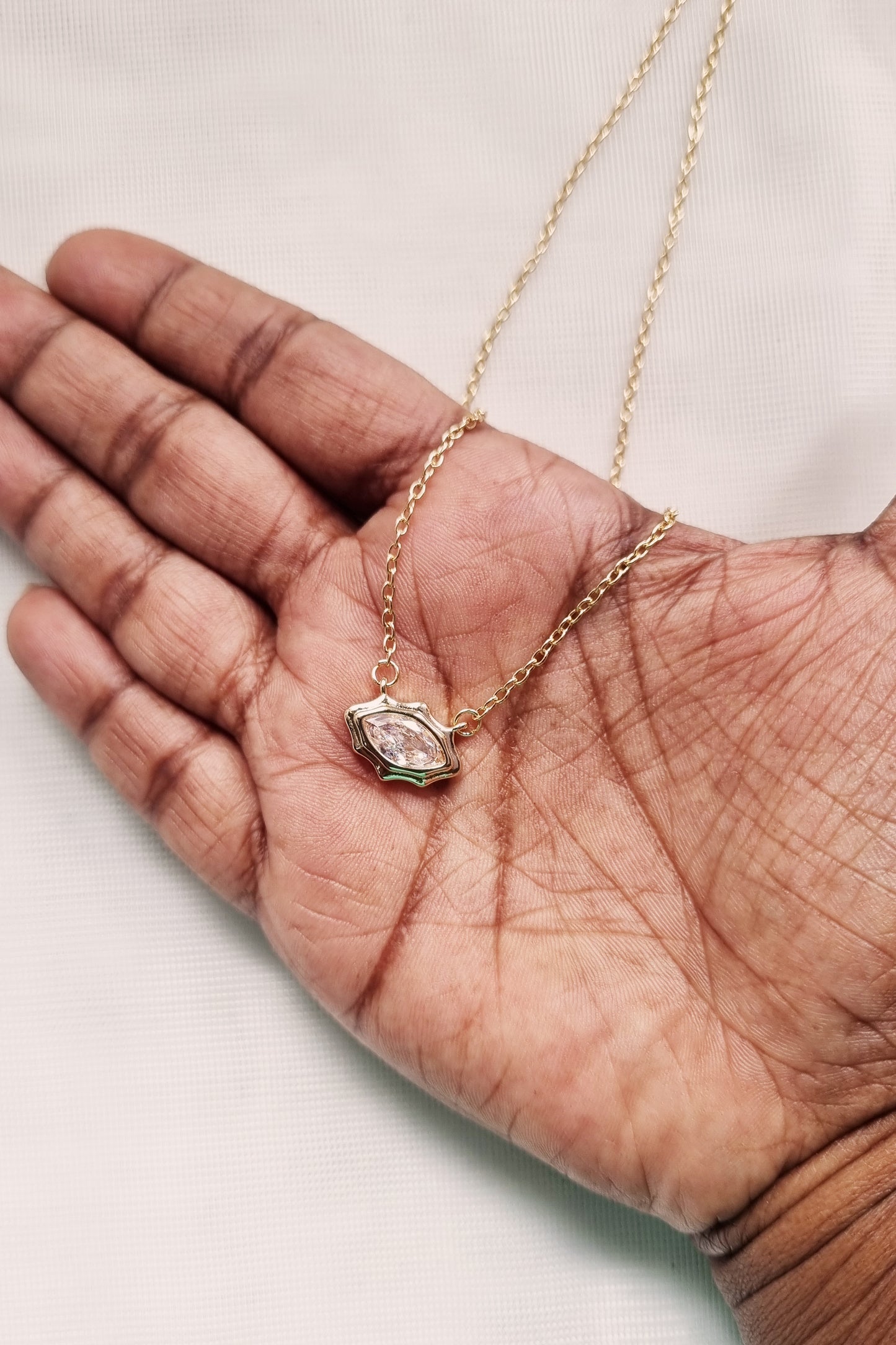 Dainty Gold Collar Necklace with cubic zirconia & bezel set
