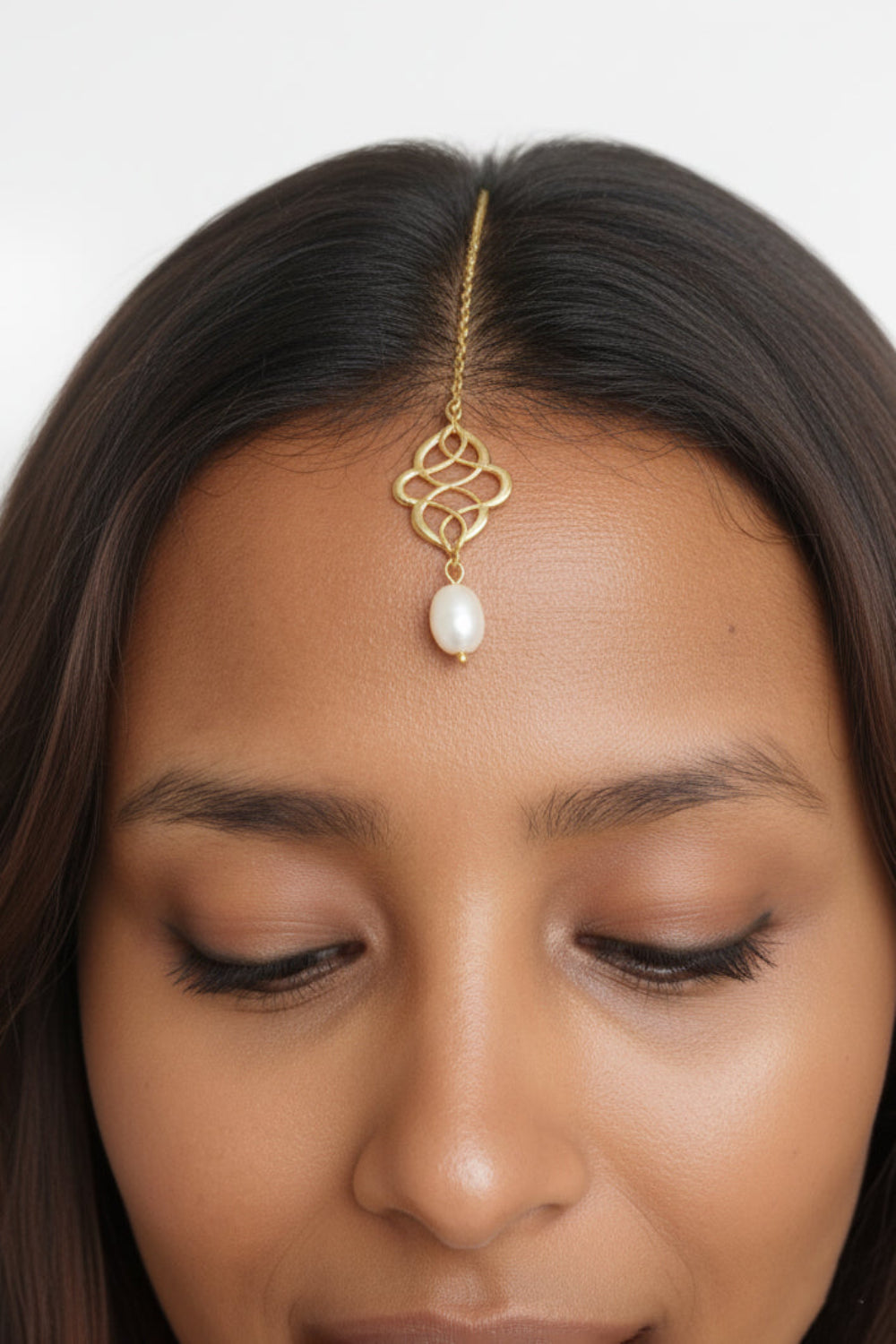 Boho Pearl Maang Tikka - Bridal Hair Jewelry