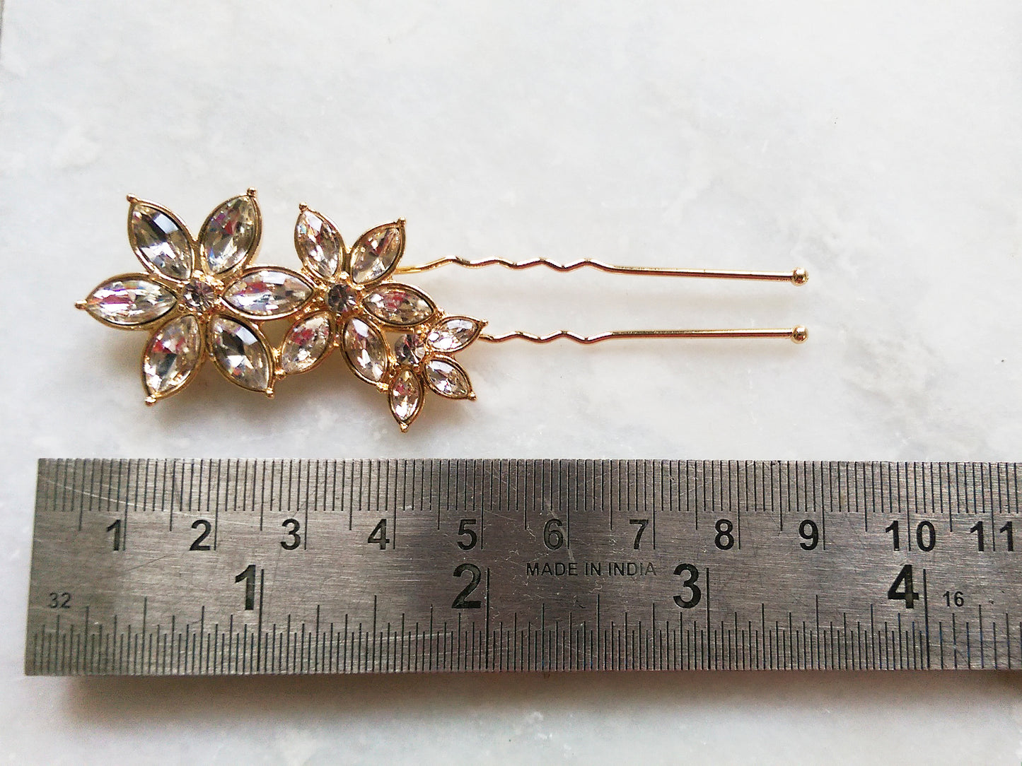 Floral crystal hair pins gold - set of 2