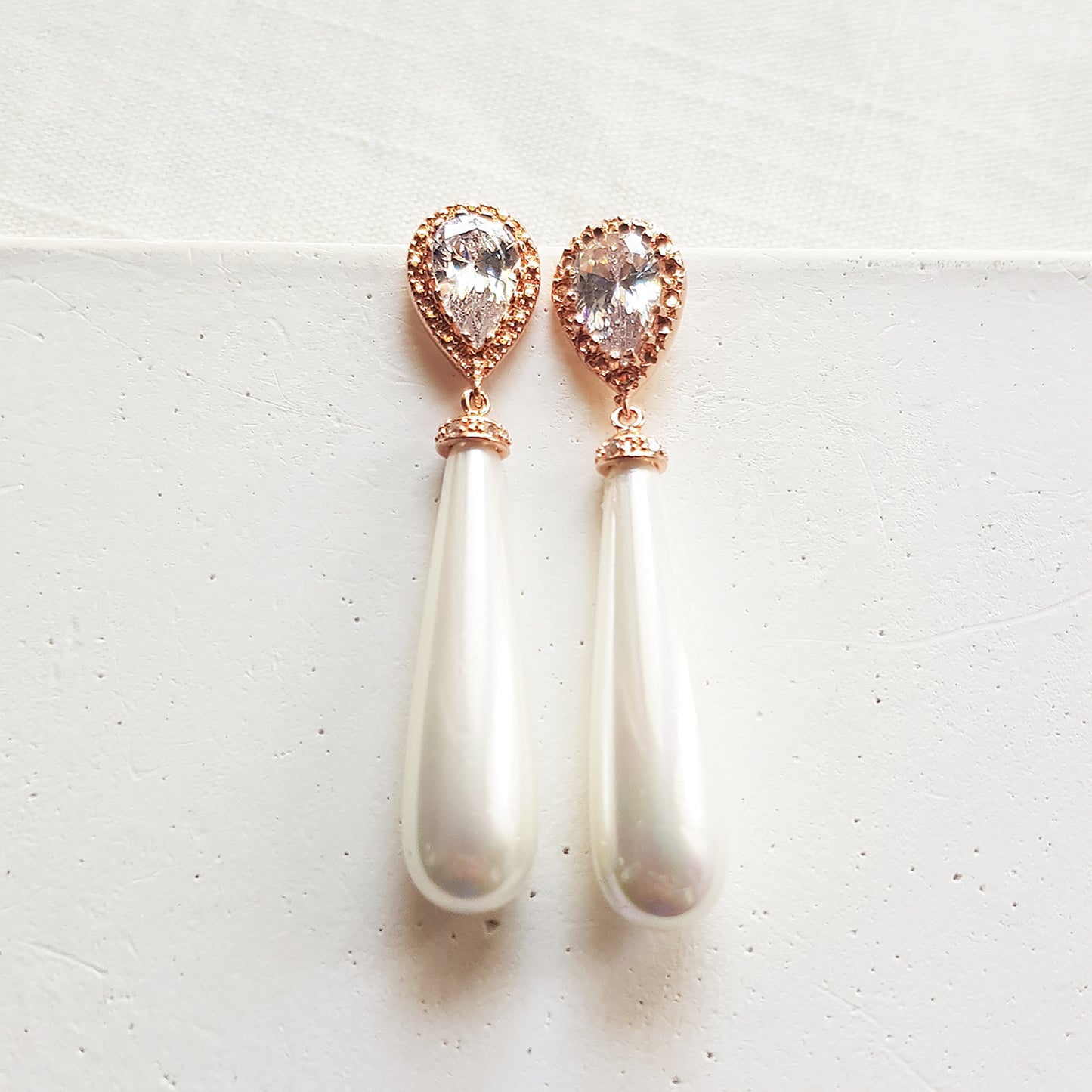 Pearl and Crystal drop earrings in gold, silver and rose gold