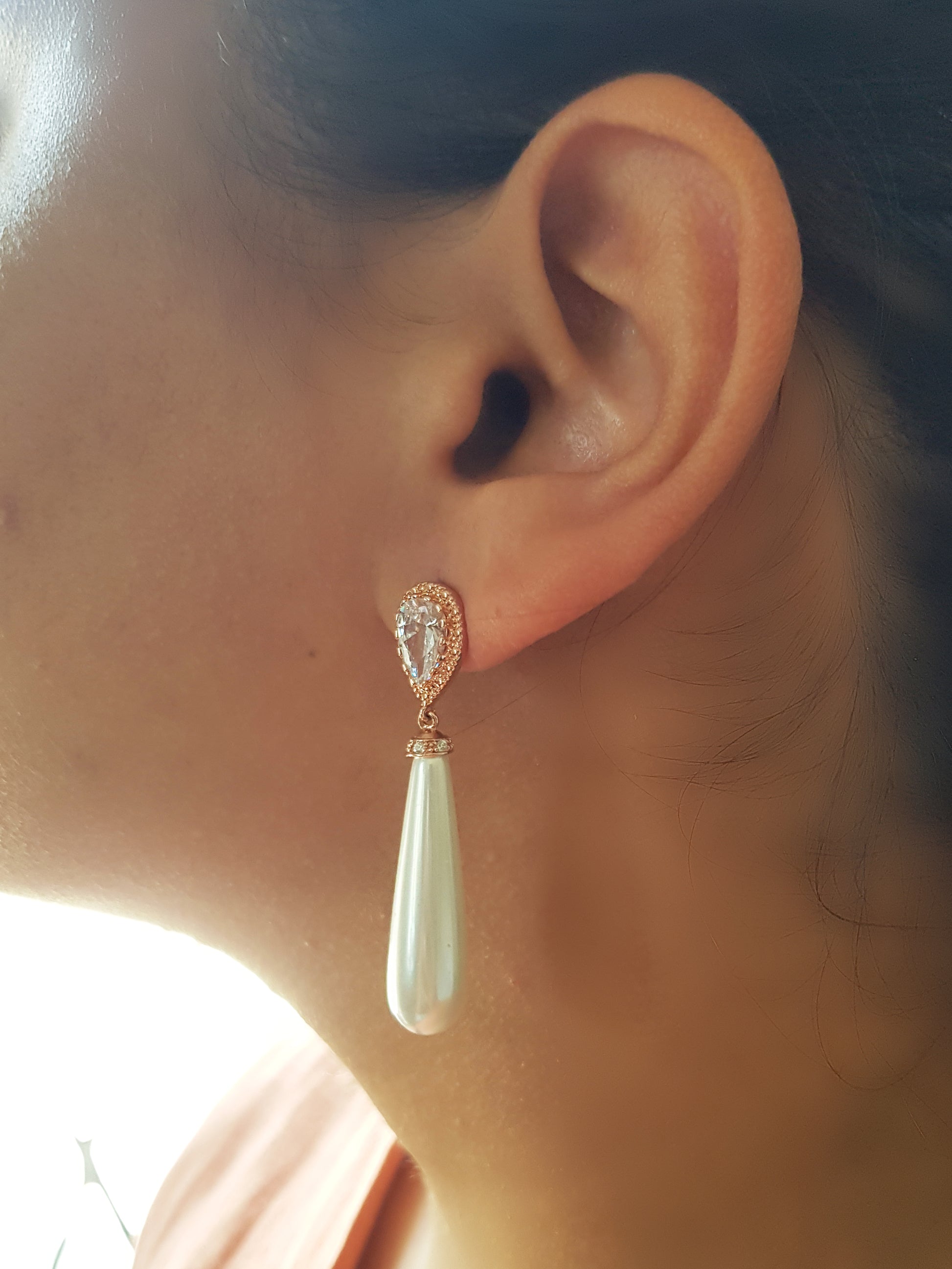 Pearl and Crystal drop earrings in gold, silver and rose gold