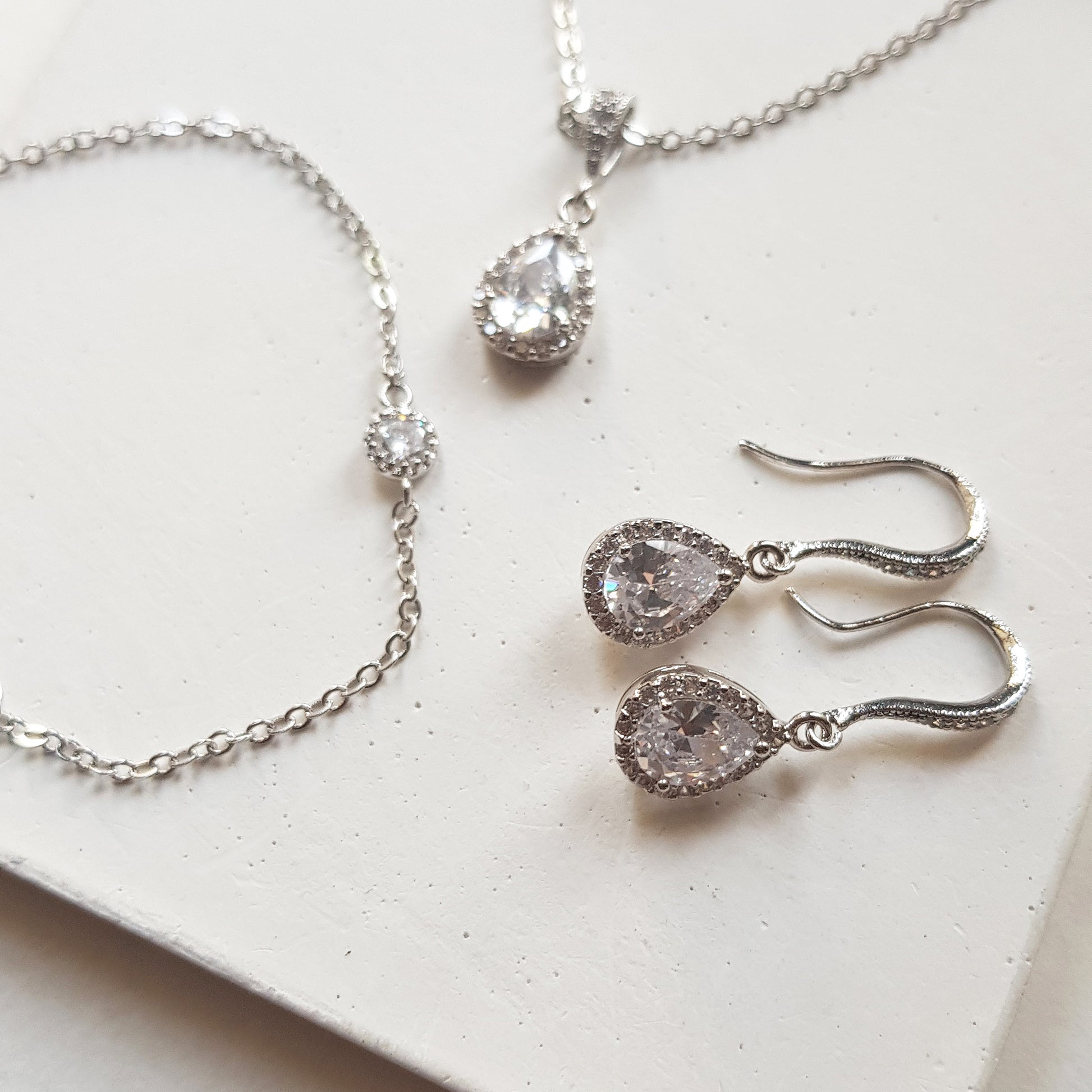 Dainty silver crystal teardrop necklace