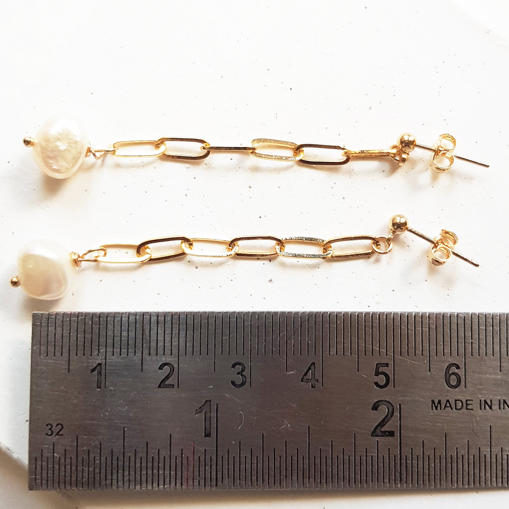 Long baroque pearl drop earrings gold with link chain