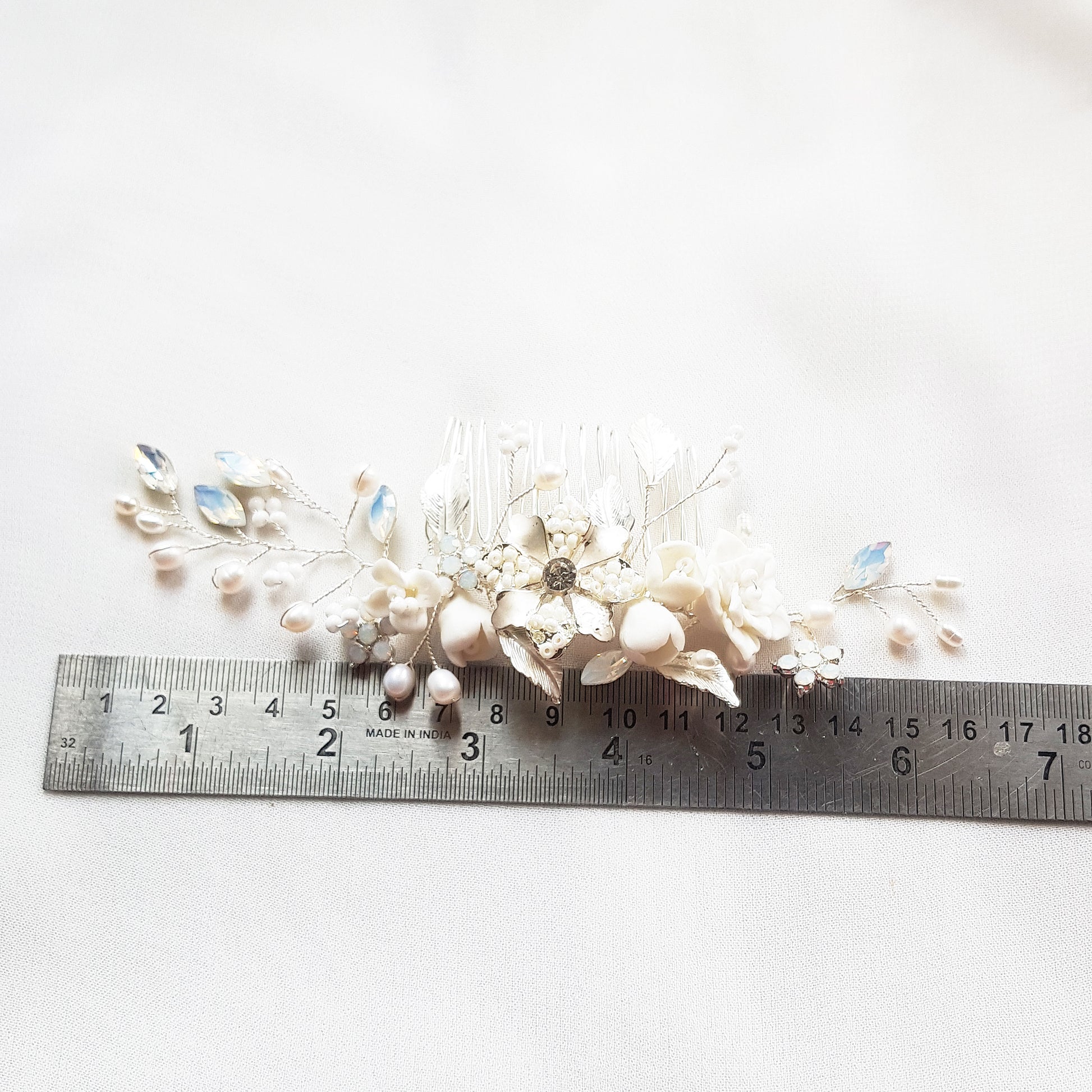 White flower hair comb wedding