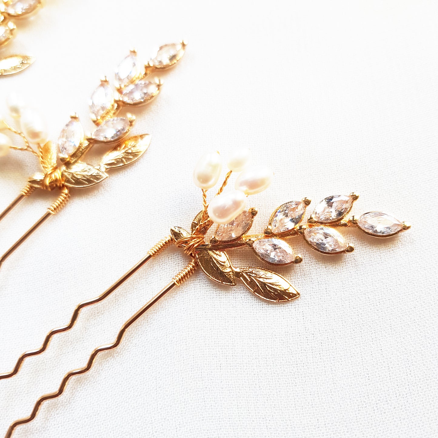 Gold leaf crystal bridal hairpins Set of 4