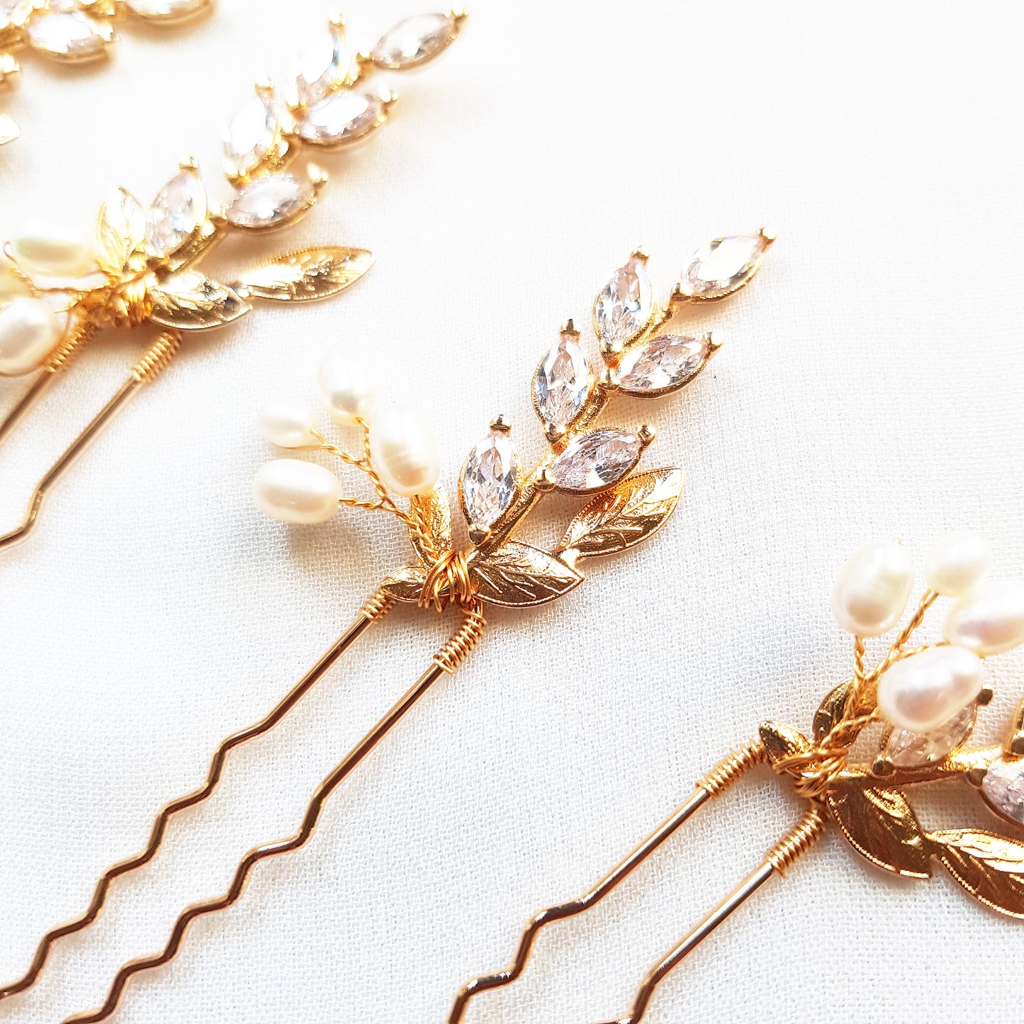 Gold leaf crystal bridal hairpins Set of 4