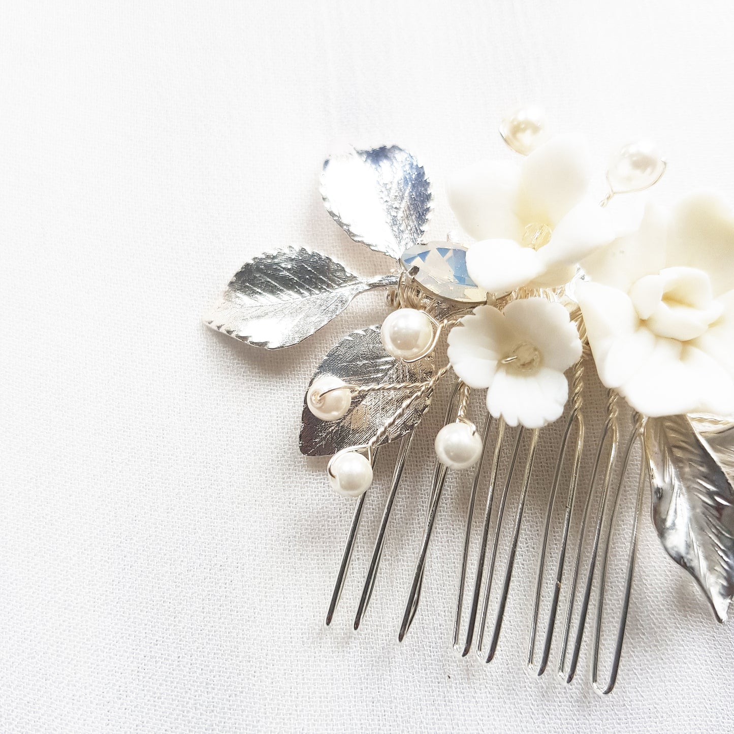 Flower hair combs wedding set of 2