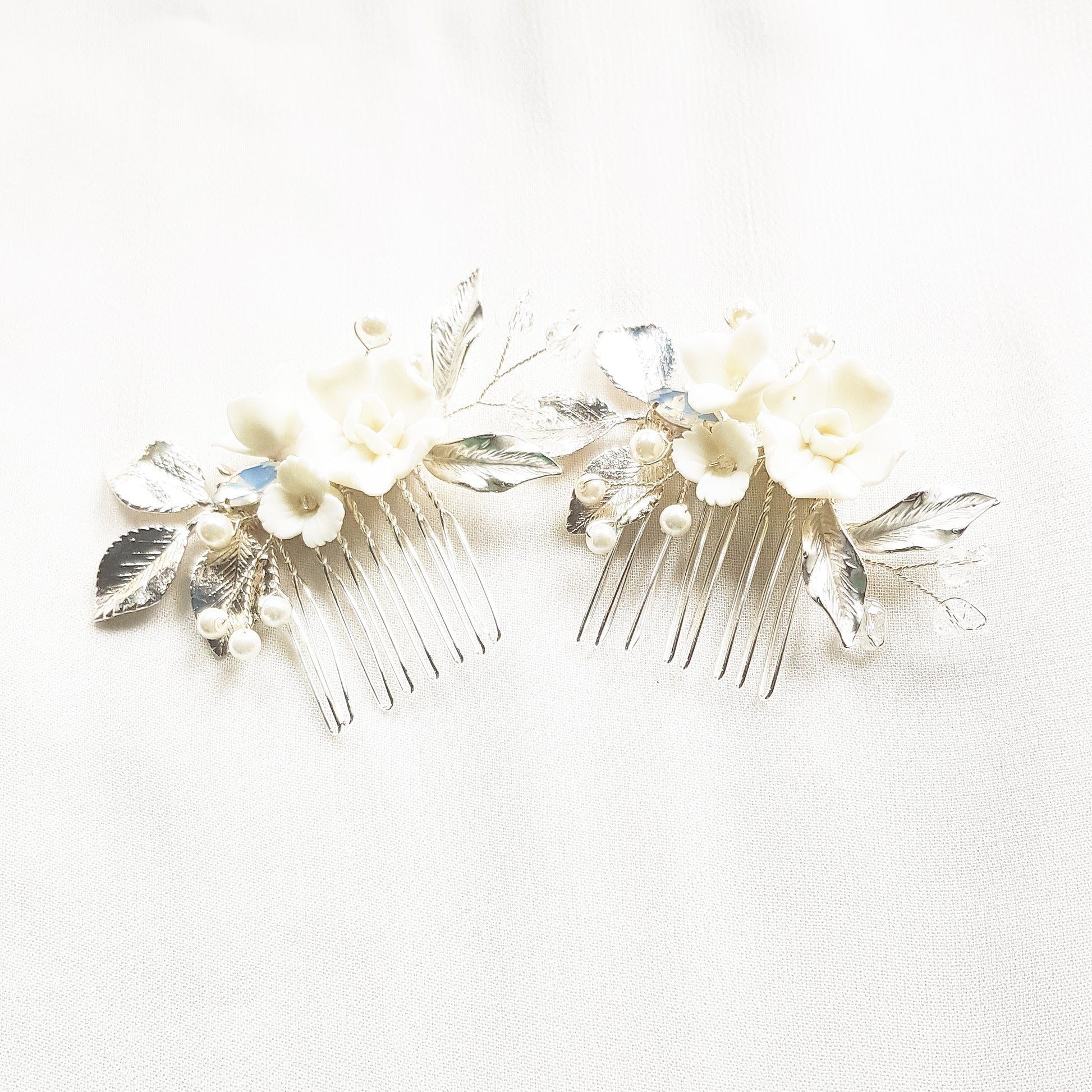 Flower hair combs wedding set of 2