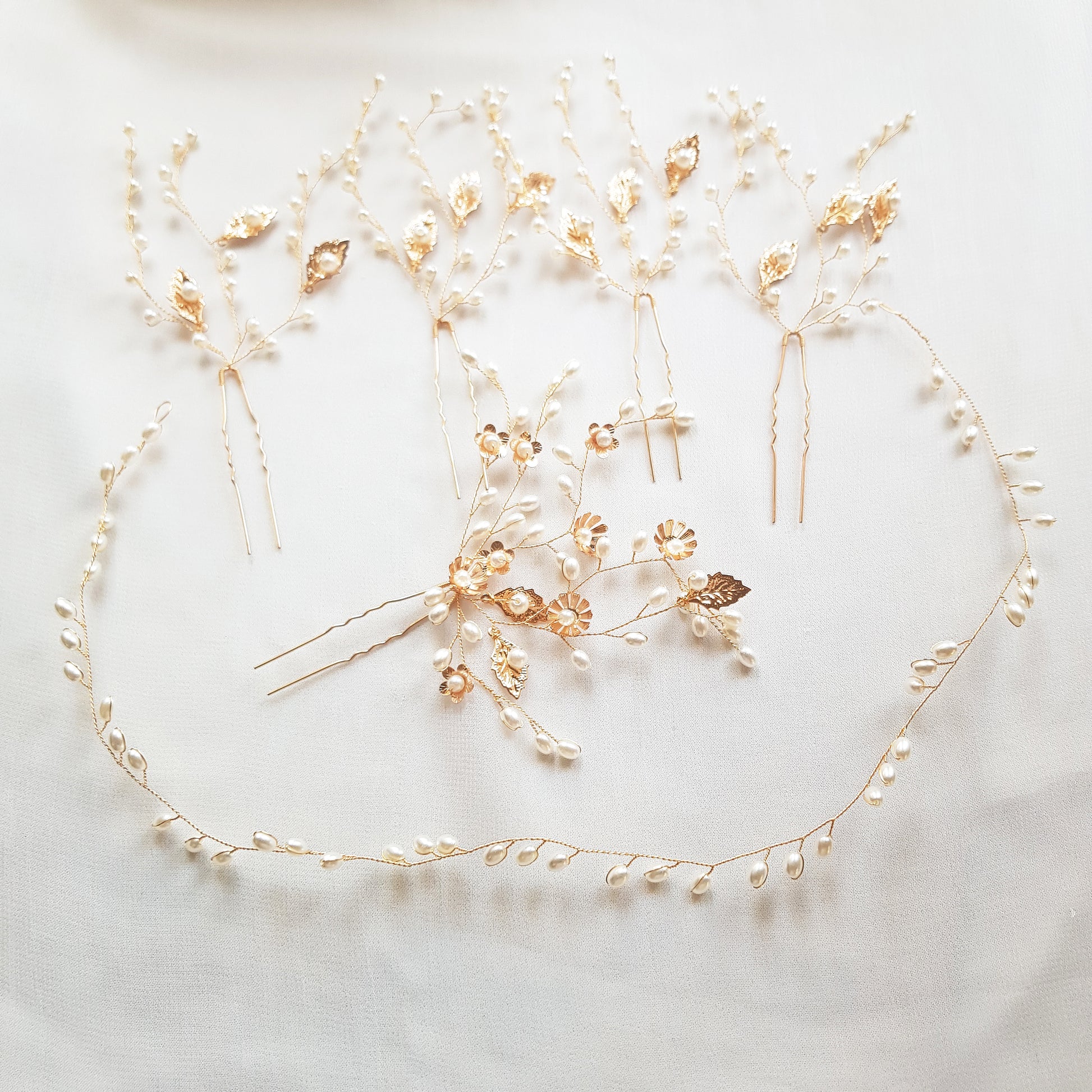 Pearl bridal hair vine and floral hair pins, statement bridal hair accessory