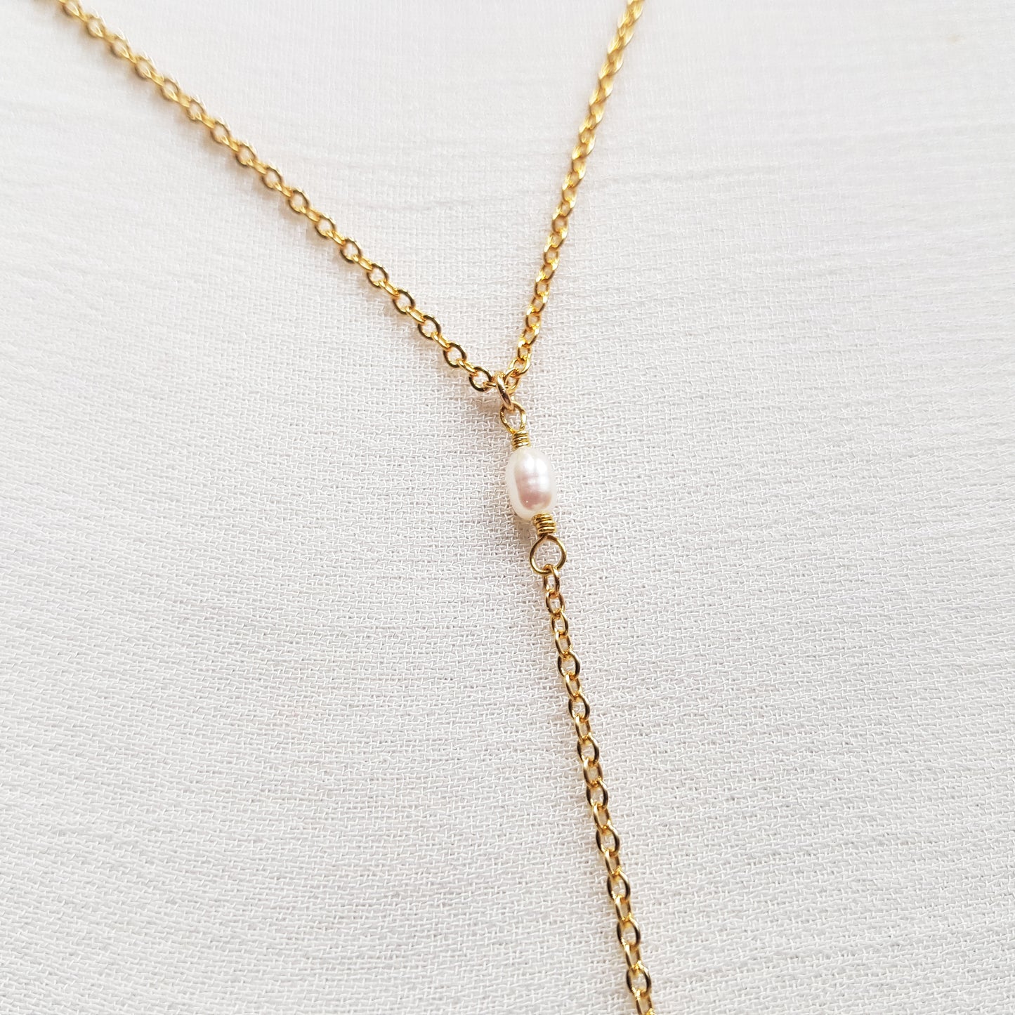 Oval pearl y necklace, baroque pearl lariat necklace