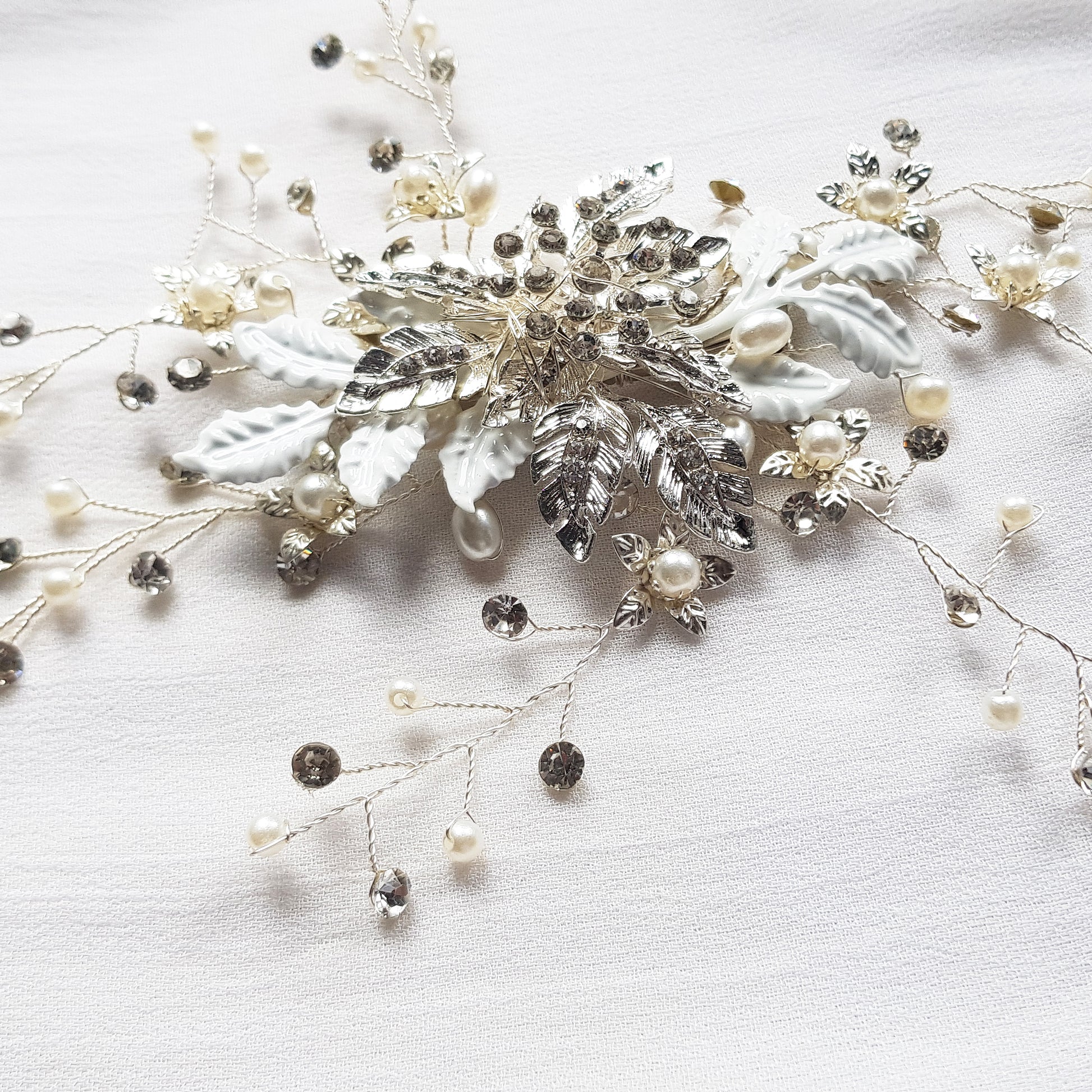 Crystal and pearl bridal hair clip, silver bridal headpiece