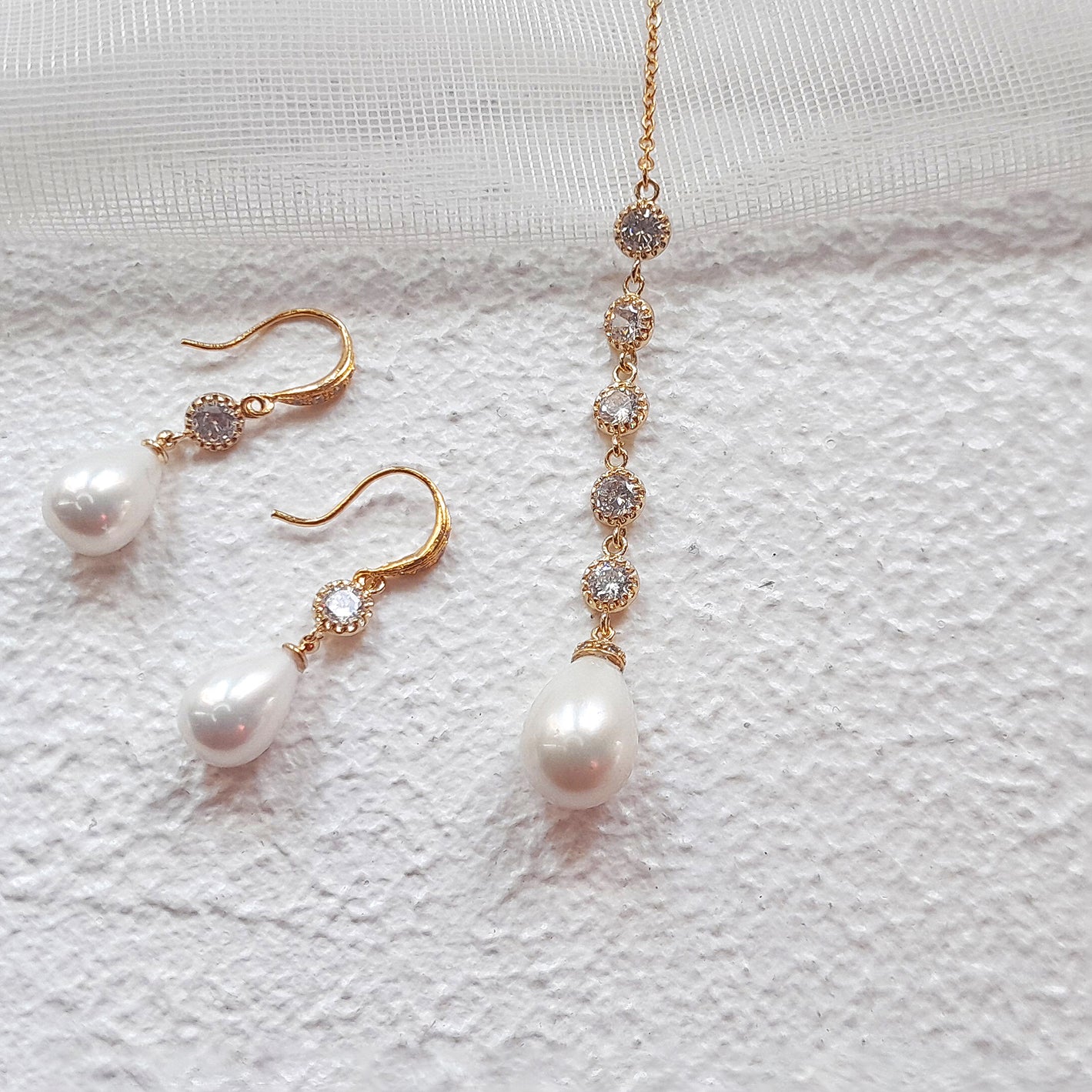 Dainty Pearl Maang Tikka Set for Boho and Indian Brides