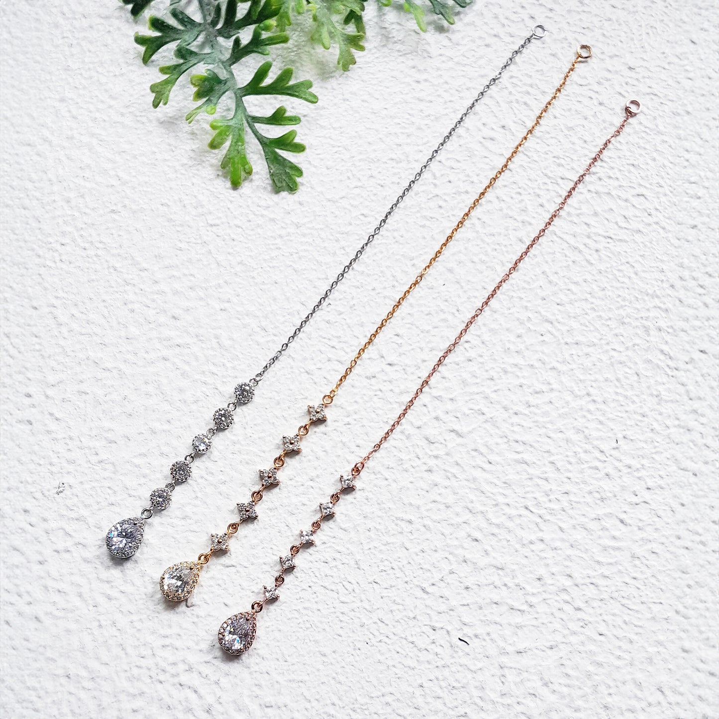 Dainty Maang Tikka, Small Minimalist Indian bridal hair jewelry