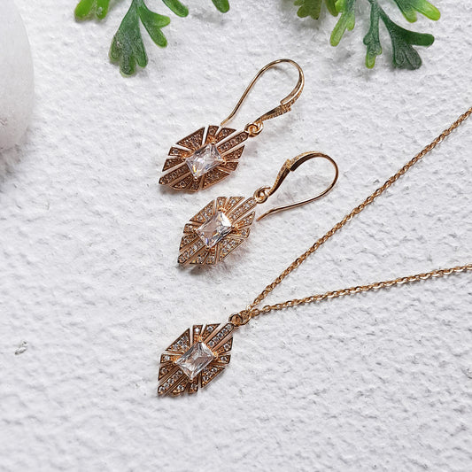 Dazzle in Deco: 1920s Inspired Gold Art Deco Earrings & Necklace Set