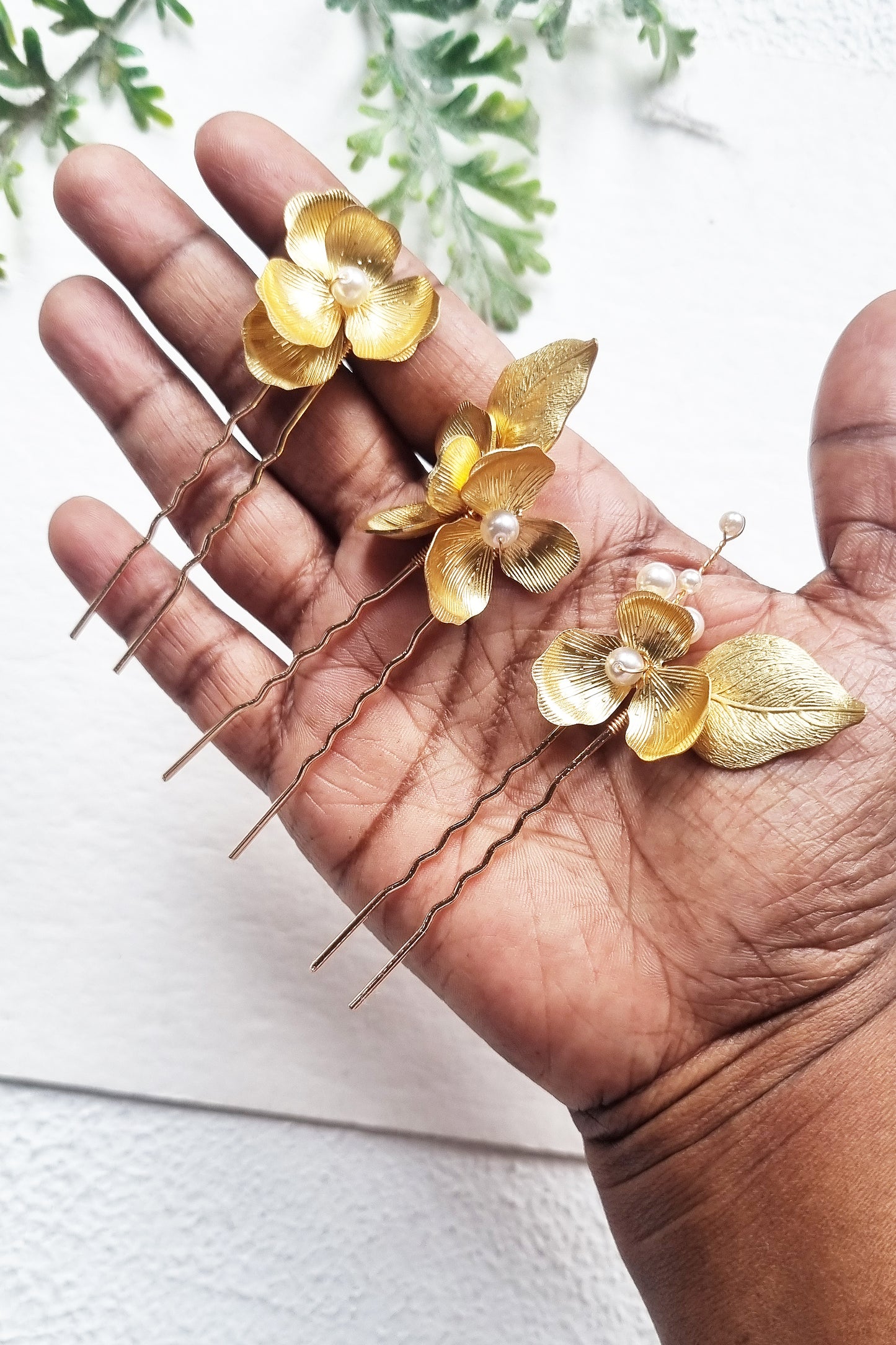 Botanical Gold Flower Bridal Pins | Floral Wedding Accessories