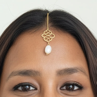 Boho Pearl Maang Tikka - Bridal Hair Jewelry