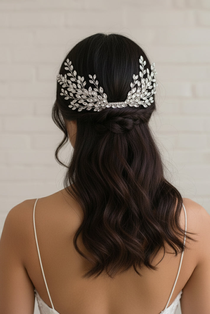 Sparkling Crystal Leaf Hair Comb – Silver