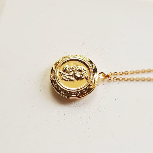 Elegant Gold Photo Lockets - Heart & Round Styles