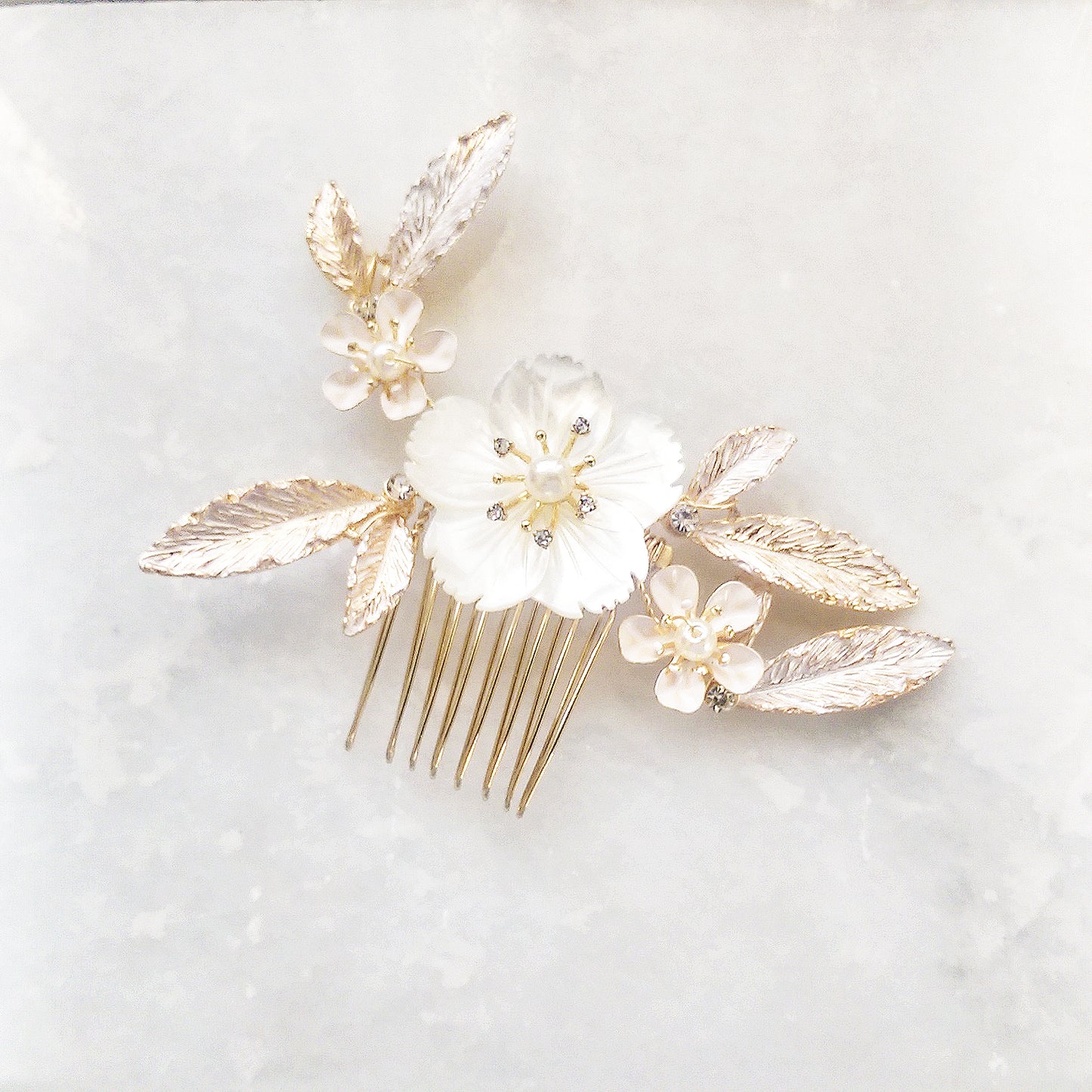 Mother of pearl hair comb