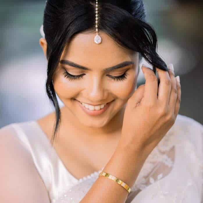 Dainty maang tikka for brides and bridesmaids, boho bridal ethnic hair jewelry